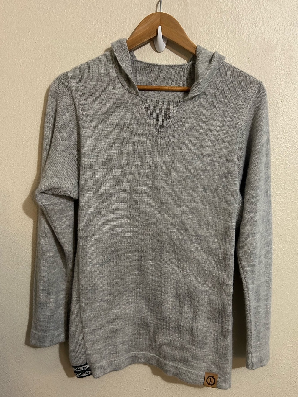 Paka Alpaca Gray Hooded Women's Sweater Size XS Pullover